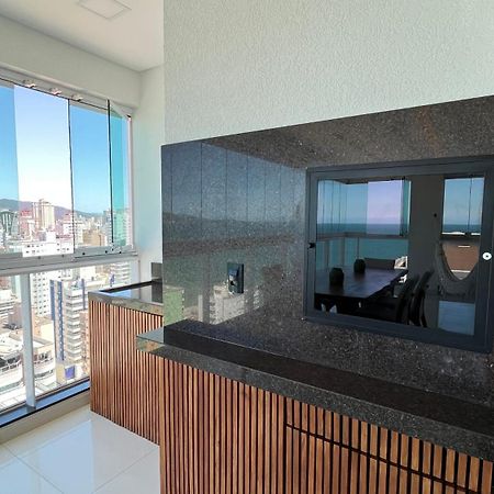 Cobertura Com Belissima Vista Para O Mar E Jacuzzi Itapema Luaran gambar
