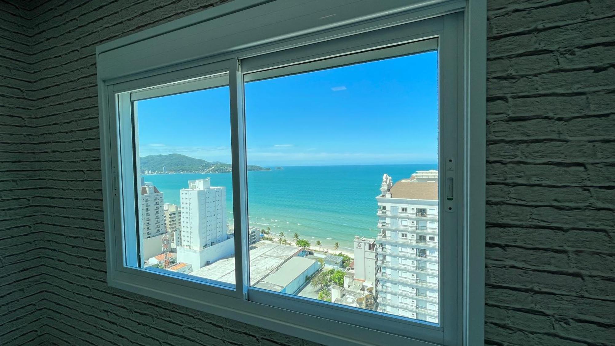 Cobertura Com Belissima Vista Para O Mar E Jacuzzi Itapema Luaran gambar
